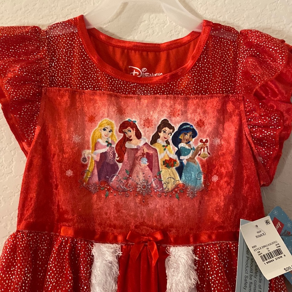 Disney Red Nightgown. Size 6/6x